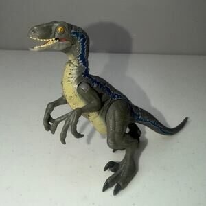 Jurassic World Blue Legacy Velociraptor Figure 2017 Mattel Movable Limbs